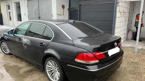 Aripa spate stanga dreapta originala BMW Seria 7 E65 E66 Facelift Black-sapphire metallic
