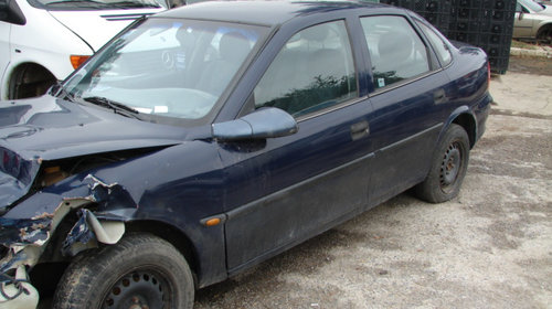 bolt capota fata Opel Vectra B [1995 - 1999] Sedan 4-usi 1.6 MT (101 hp) (36_) 1.6 16V