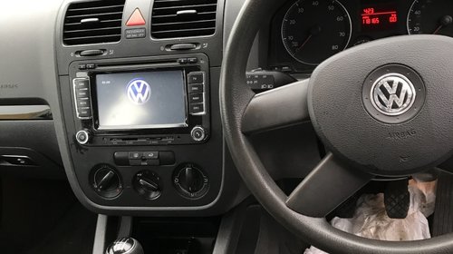 Carenaj aparatori noroi fata VW Golf 5 2005 Hatchback 1,6 FSI