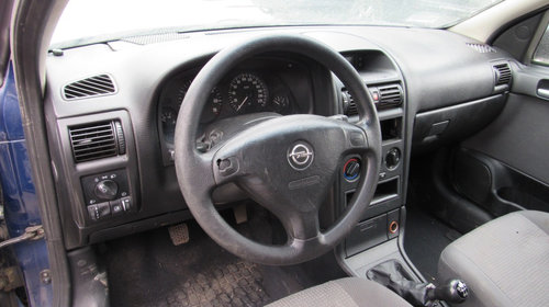 Dezmembrari Opel Astra 1.4i din 2008
