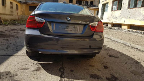 Dezmembrez BMW E90 330d 3.0 d M57D30; Sedan