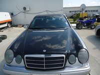Dezmembrez Mercedes E230 w210 din 1997-2000, 2.3 b
