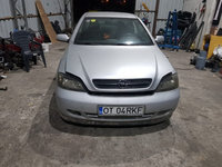 Dezmembrez Opel Astra Bertone 1.8 16V z18xe 125 cai din 2003
