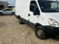 Far dreapta Iveco Daily 35S12 2,3 HPi tip motor F1AEO481G euro 4 an 2010