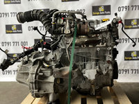 Galerie admisie Dacia Duster 1.2 TCE 4x2 transmisie manualata 6+1 an 2015