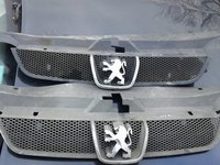 Grila fata Peugeot 406 facelift