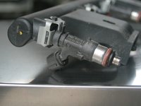 Injectoare injector Peugeot 206 1,6-16v NFU an 2005 cod: 0280158057 Citroen