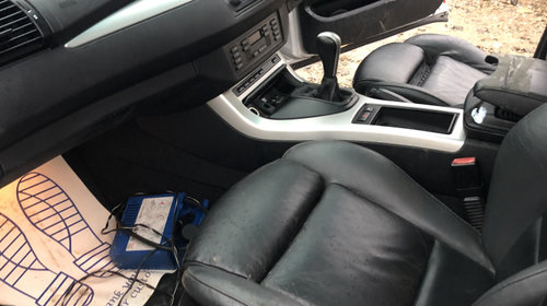 Interior piele de f buna calitate ( scaune fata + bancheta si 4 fete de usa complete) BMW X5 E53 facelift