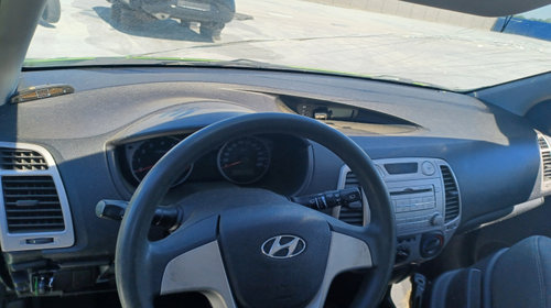 Macara geam spate dreapta manuala Hyundai i20 PB [2008 - 2012] Hatchback 5-usi 1.2 MT (78 hp)