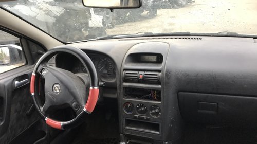 Panou sigurante Opel Astra G 2000 combi 1,7 dti