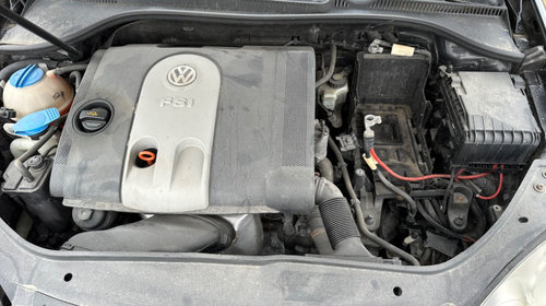 Radiator apa Volkswagen Golf 5 2005 Hatchback 1.6