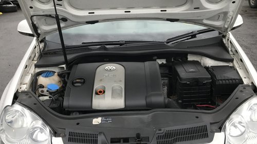 Radiator apa VW Golf 5 2005 Hatchback 1,6 FSI