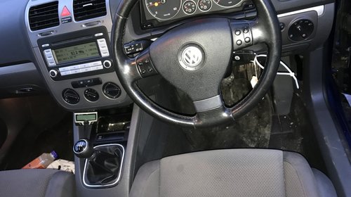 Radiator apa VW Golf 5 2007 hatchback 1.9 TDI