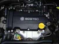 RAMPA + INJECTOARE Opel Corsa C, Corsa D 1.0 Benzina cod motor Z10XEP 44kw 60 CP