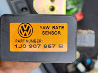 Senzor ESP VW Golf 4, VW Beetle cod: 1J0907657B