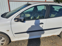 Usa fata stanga completa fara oglinda macara electrica si geam Peugeot 206 alba